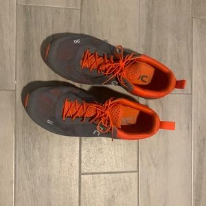 ON Cloud - Cloud Surfer - Orange/Grey